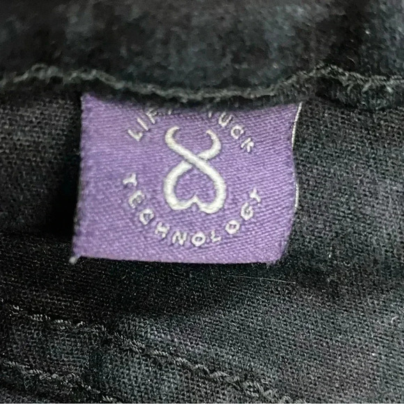 NYDJ BLACK JEANS WITH STRETCH. 12P - Picture 7 of 12